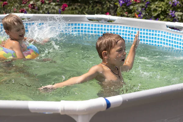 Beautiful Children Having Fun Pool Warm Summer Day Children Play — Stock Photo, Image