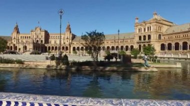 Seville, Endülüs, İspanya - 14 Nisan 2016: İspanya Meydanı