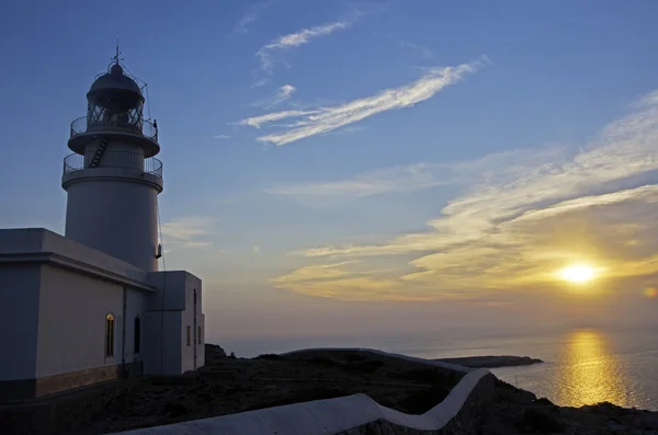 Menorca, Islas Baleares, España: puesta de sol en el faro del Cap de Cavalleria — Foto de Stock