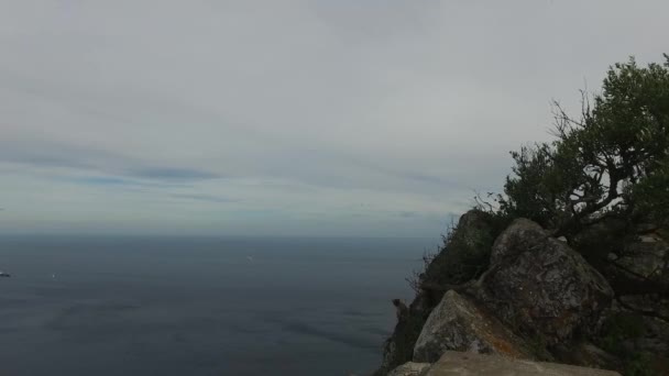 Gibraltar, Reino Unido, Andaluzia, Espanha - 16 de abril de 2016: Cabo de Gibraltar — Vídeo de Stock