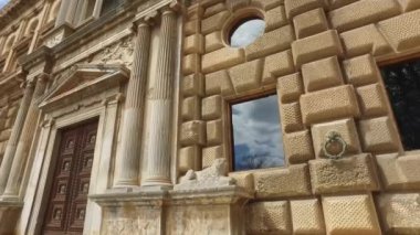 Granada, Endülüs, İspanya - 17 Nisan 2016: Alhambra palace, v. Charles