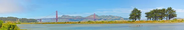 San Francisco, Kalifornien, Usa: panoramautsikt över Golden Gate-bron — Stockfoto