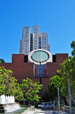 San Francisco, California, ABD: Mario Botta İsviçreli mimar tarafından tasarlanmış Bina Modern Sanat Müzesi MoMA manzaralı şehir manzarası 