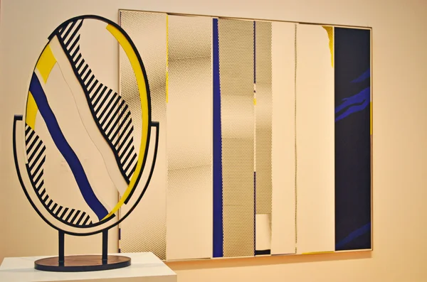 San Francisco: details of the work Mirror I by Roy Lichtenstein at the Moma museum, the Museum of Modern Art — Stock Photo, Image