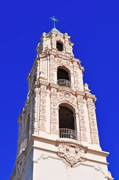 San Francisco, California, Usa: the bell tower of the Mission San Francisco de Asis or Mission Dolores Basilica Church — Stock Photo, Image