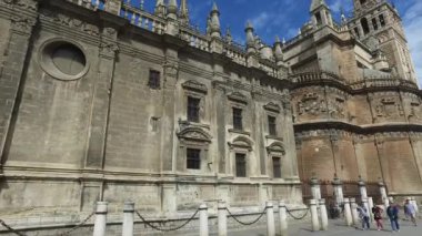 Seville, Endülüs, İspanya - 18 Nisan 2016: Seville Katedrali 