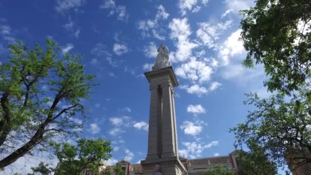 Sevilha, Andaluzia, Espanha - 18 de abril de 2016: Catedral de Sevilha — Vídeo de Stock