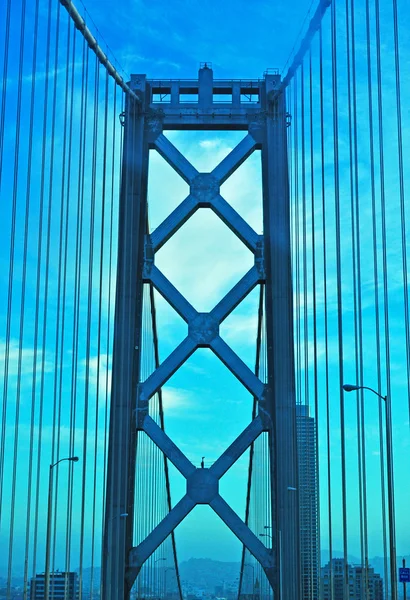 San Francisco, Stati Uniti: dettagli del Bay Bridge, il San Francisco-Oakland Bay Bridge, inaugurato il 12 novembre 1936 — Foto Stock