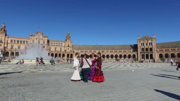 セビリア, アンダルシア州, スペイン - 2016 年 4 月 14 日: スペイン広場 — ストック動画
