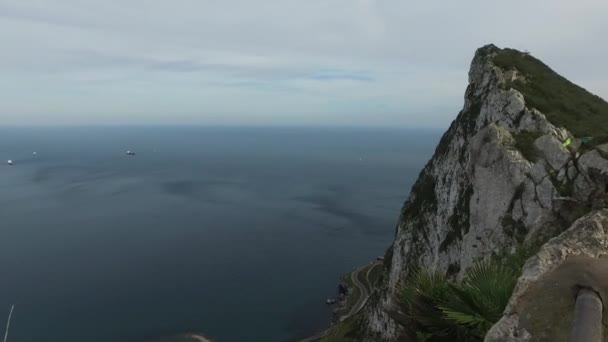 Gibraltar, Reino Unido, Andaluzia, Espanha - 16 de abril de 2016: Cabo de Gibraltar — Vídeo de Stock