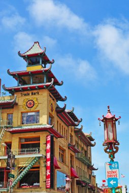 San Francisco: sokak görünümü ve Chinatown mahallenin mimari manzarası,