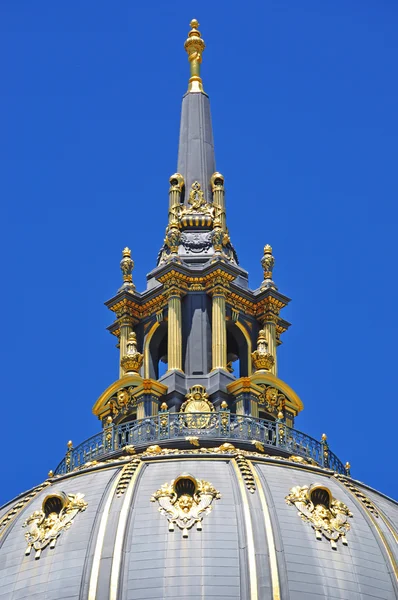 San Francisco, Kalifornien, Usa: Detaljer av kupolen i stadshuset — Stockfoto