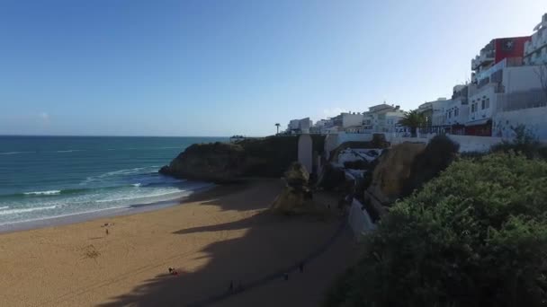 Az Albufeira város partja — Stock videók