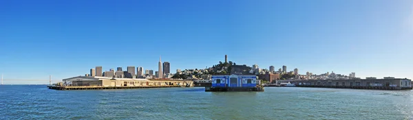 San Francisco: Skyline, panorámás kilátás a városra és a Bay — Stock Fotó