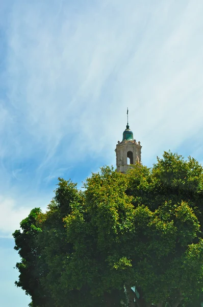 San Francisco: çan kulesi Mission San Francisco de Asis veya Mission Dolores Bazilikası'nın kilise, 1776 yılında kurulan ve Vertigo Alfred Hitchcock tarafından film konum olarak kullanılan — Stok fotoğraf