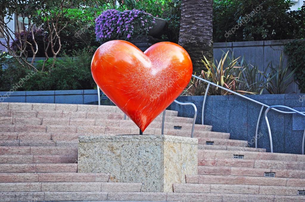 Union Square, San Francisco, California, Usa the sculpture America's