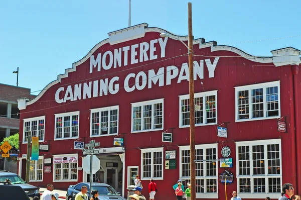 Monterey, California: ikonik Monterey Canning konserve satırda waterfront şehrin yeni Monterey bölümünde sokak, bina şirket görünümünü