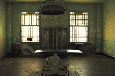 Alcatraz Adası, San Francisco, California: sedye ana hücre evi, Alcatraz Federal hapishanede, maksimum güvenlik federal hapishane (1934-1963), hasta ve yaralı mahkumlar gönderileceği revirde 