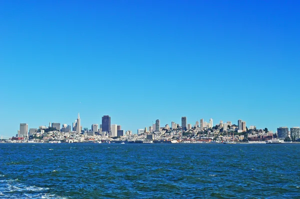 San Francisco: skyline, panoramic view of the city and the Bay — Stock Photo, Image