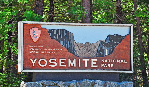 California, Usa: the sign of the  Yosemite National Park, American national park famous for its spectacular granite cliffs, waterfalls, giant sequoia groves, habitat and biological diversity