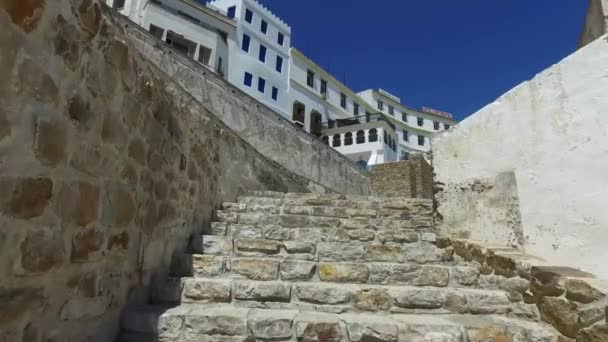 Stad Tanger Marokko uitzicht op de haven en de oude stad — Stockvideo