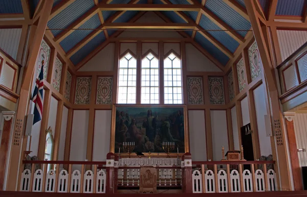 Ισλανδία: στο εσωτερικό του Husavikurkirkja, το ξύλινη εκκλησία του Ρέικιαβικ — Φωτογραφία Αρχείου