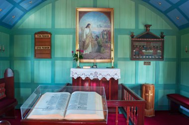 İzlanda, Avrupa: Thingvallakirkja'nın iç kısmı, Thingvellir Kilisesi (1859) 11.