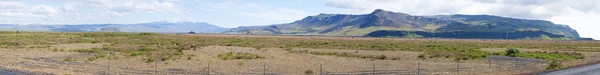 IJsland: panoramisch uitzicht op het gebied Seljalandsfoss — Stockfoto