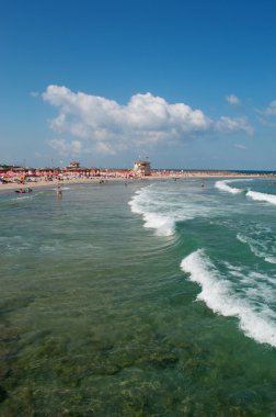 Tel Aviv, İsrail, Ortadoğu: panoramik Akdeniz ve Metzitzim Beach, bir aile dostu Körfezi ve plaj Tel Aviv Port yakınındaki bir 1972 komedi filmi sonra adlı