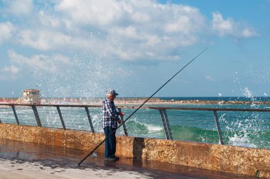 Tel Aviv, İsrail, Ortadoğu: yaşlı bir adam, bağlantı noktası, Tel Namal, 1936 ve yenilenmiş 2000 yılında kurulan adlı Aviv, Balık tutma, şimdi bir ticari ve eğlence salonu 