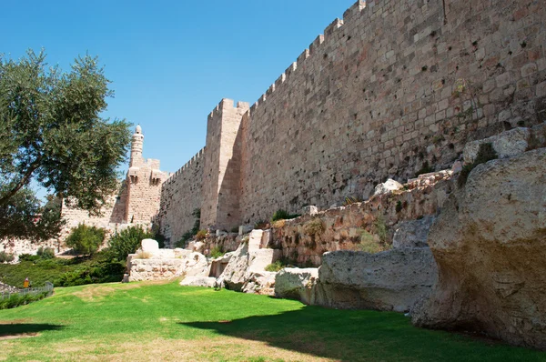 Jerusalén, Israel: vista de las murallas que rodean la Ciudad Vieja — Foto de Stock