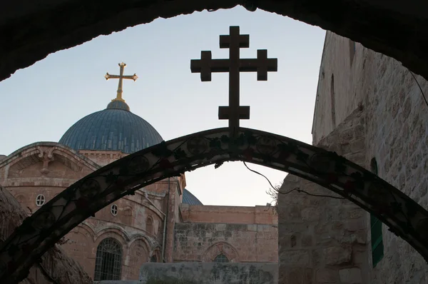 Jerusalén, Israel, Oriente Medio: vista del patriarcado copto ortodoxo en la Ciudad Vieja, que alberga la sede del arzobispo copto y tres iglesias, la más importante de las cuales es la Iglesia de San Antonio que data del siglo III — Foto de Stock