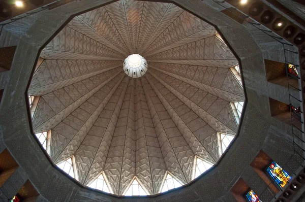 Nazareth, Israel, Middle East: the interiors of the dome of the Church of the Annunciation, built in 1969 over the believed place where angel Gabriel announced Jesus's birth to Mary — Stock Photo, Image
