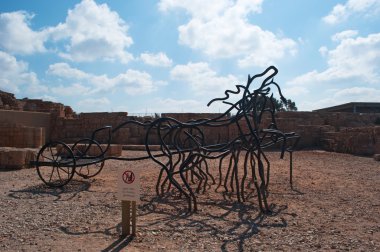 İsrail, Ortadoğu: takım heykel Caesarea Ulusal Parkı, Herod gün içinde inşa ve bir stadyum ve bir Hipodrom kullanılan taş bankların çevrili, Hippo stadyumda bir araba yarışı