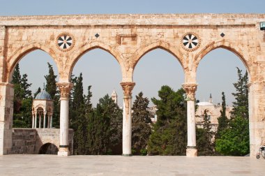 Kudüs: Temple Mount üzerinde kemerli geçidin 