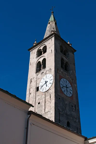 Aosta, Itália: a torre do relógio românico da Catedral — Fotografia de Stock