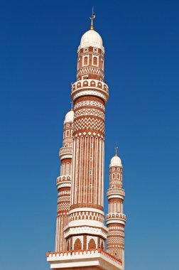 Yemen, Orta Doğu: Al sarı Camii, Sana'a,'en büyük ve en modern Camisi minarelerinin ayrıntılarını Yemen Başkan Ali Abdullah Saleh tarafından Kasım 2008 yılında açıldı ve olmayan Müslümanlar için açın