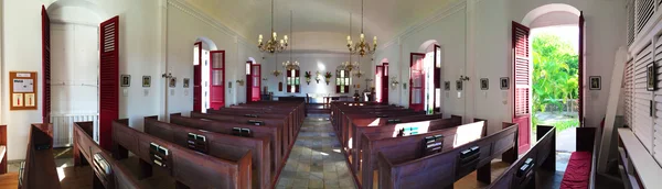 Saint Barthelemy (St Barth, St. Barths or St. Barts): architectural details of the interiors of St Bartholomew 's Anglican Church in Gustavia, the main town and capital of the island — стоковое фото