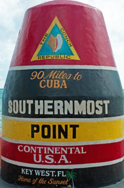 Key West, ABD: en güney noktası şamandıra, bağlantılı bir beton şamandıra kıta Amerika Birleşik Devletleri, turistik 1983'ten en güney noktasında işaretleme