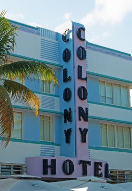 Miami Beach: the Colony Hotel, Ocean Drive, South Beach içinde tarihi Art Deco district of Miami Beach bir sembolü olarak 1935 art deco bir hazine bu yana iz