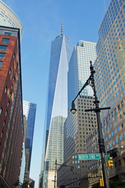 New York City, Amerika Birleşik Devletleri: kentin ikonik manzarası manzaralı bir Dünya Ticaret Merkezi (Özgürlük Kulesi), Dünya Ticaret Merkezi'nin yeniden ana binasında 11 Eylül 2001 deki terörist saldırılar içinde yok.
