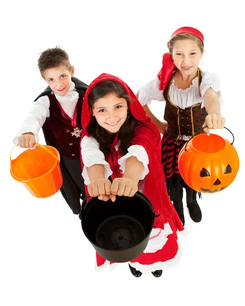 Halloween: i bambini pronti per la caramella — Foto Stock