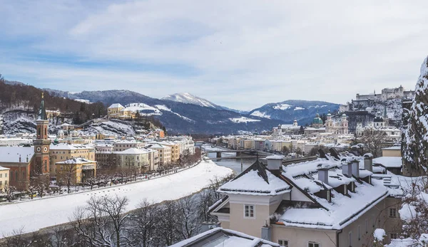 Panorama Salcburku Zimě Zasněžené Historické Centrum — Stock fotografie