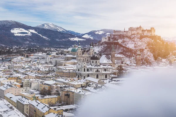 Salzburg Winter Verschneite Altstadt Sonnenschein — Stockfoto