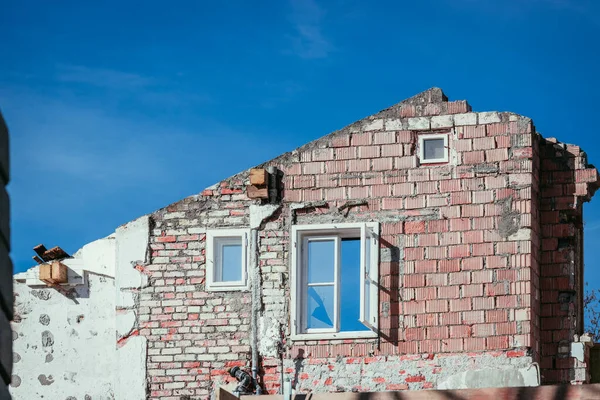 Gros Plan Maison Devant Sur Chantier Ciel Bleu — Photo