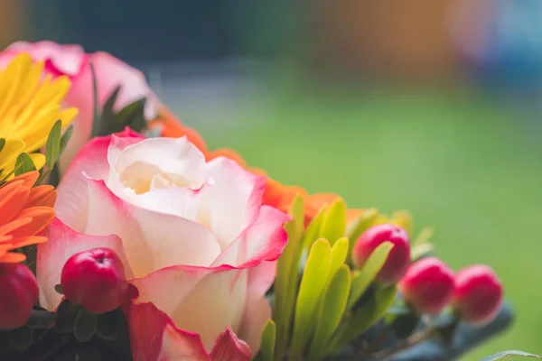 Крупним Планом Ніжно Рожева Троянда Квітковому Букеті — стокове фото