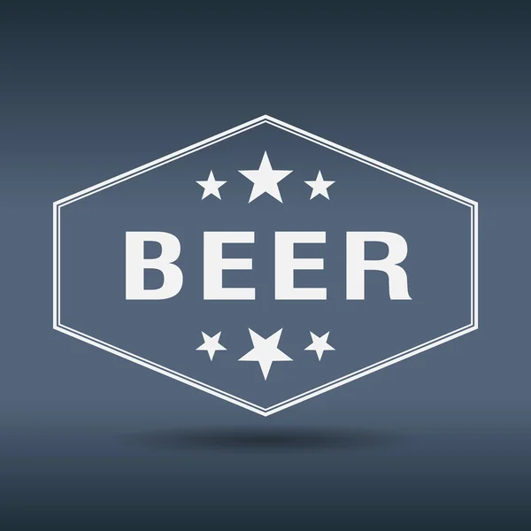 Cerveja hexagonal branco vintage estilo retro etiqueta — Vetor de Stock