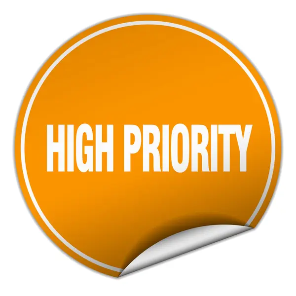 High priority round orange sticker isolated on white — Stock Vector
