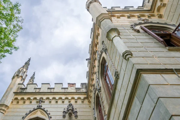 Věže Hradu Sturdza Miclauseni Rumunsko — Stock fotografie