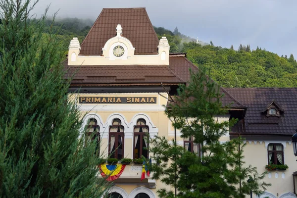 Fachada Câmara Municipal Sinaia Roménia — Fotografia de Stock